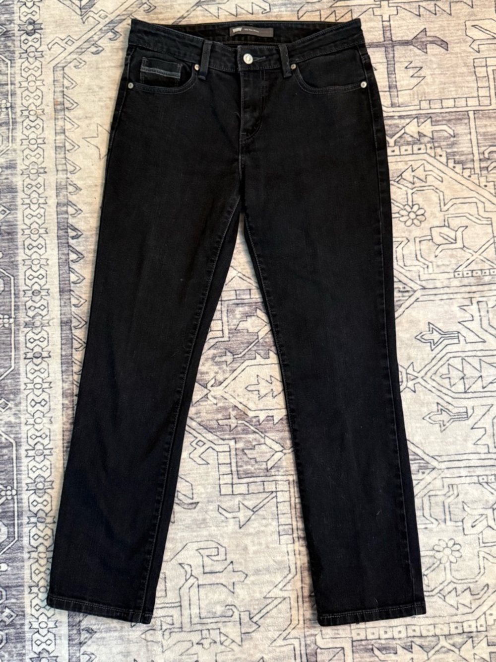 Levi’s mid rise skinny black jeans women’s 8